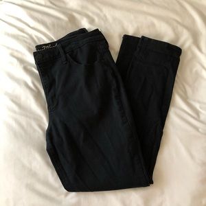 EUC universal thread black jeans